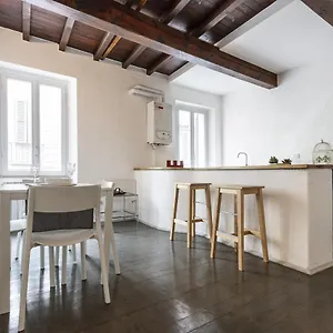 https://cedro-apartment.it-lombardy.com